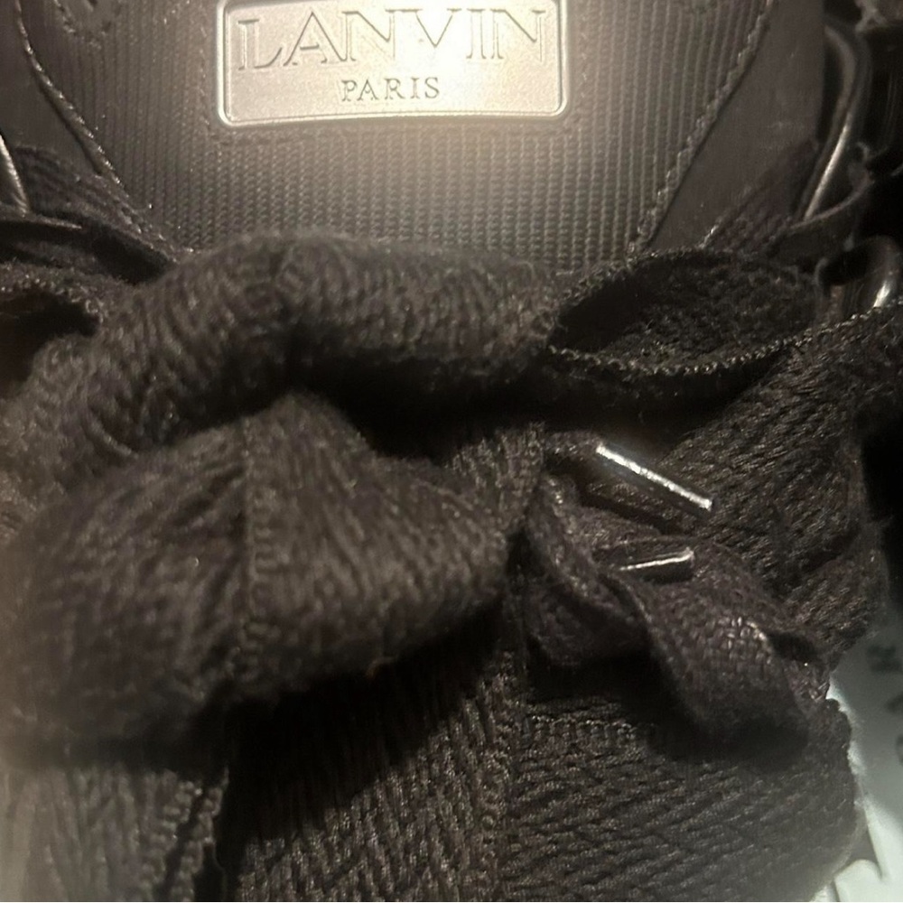 Black Lanvins